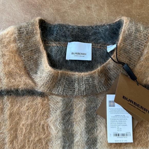 🔥Burberry Naima Check Jacquard Mohair & Silk Blend Sweater – Limited Edition - Picture 14 of 16